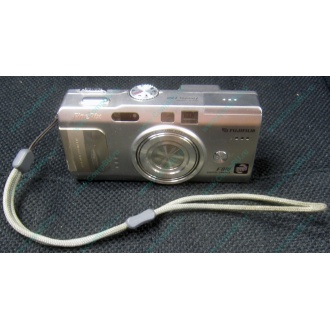 Фотоаппарат Fujifilm FinePix F810 (без зарядного устройства) - Лобня