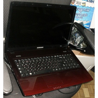 Ноутбук Samsung R780i (Intel Core i3 370M (2x2.4Ghz HT) /4096Mb DDR3 /320Gb /ATI Radeon HD5470 /17.3" TFT 1600x900) - Лобня
